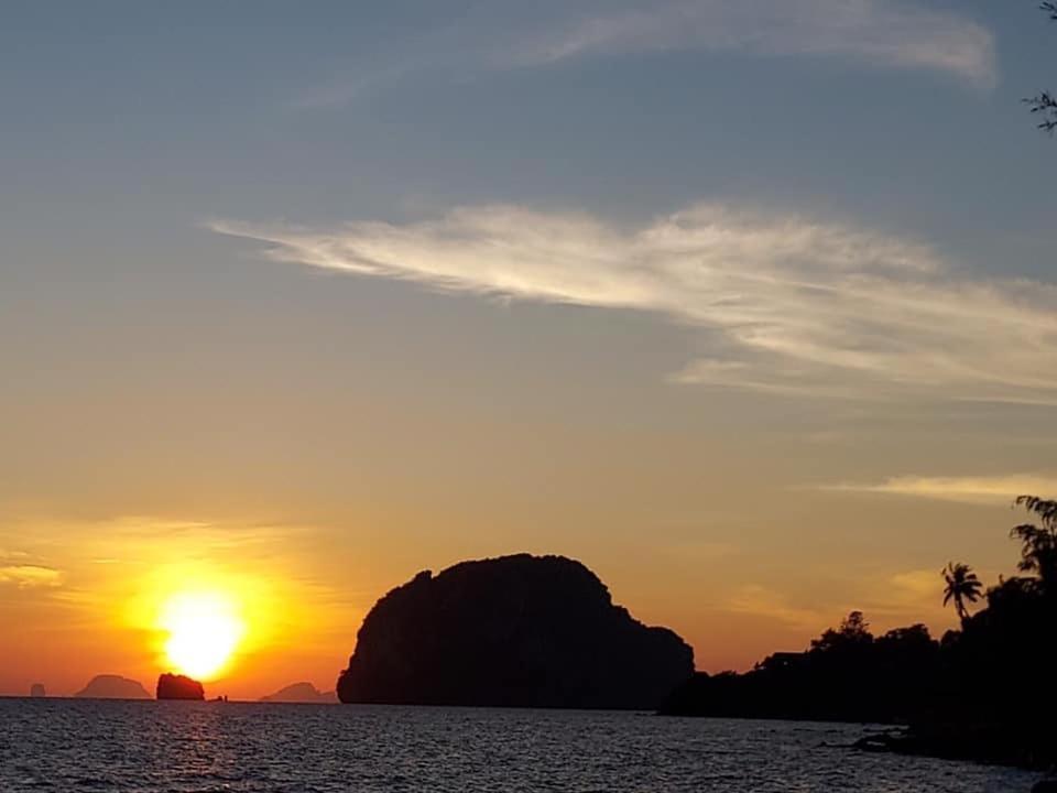Hotel Koh Yao Yai Sea Breeze House เกาะยาวใหญ่ซีบรีซเฮ้าส์ Extérieur photo