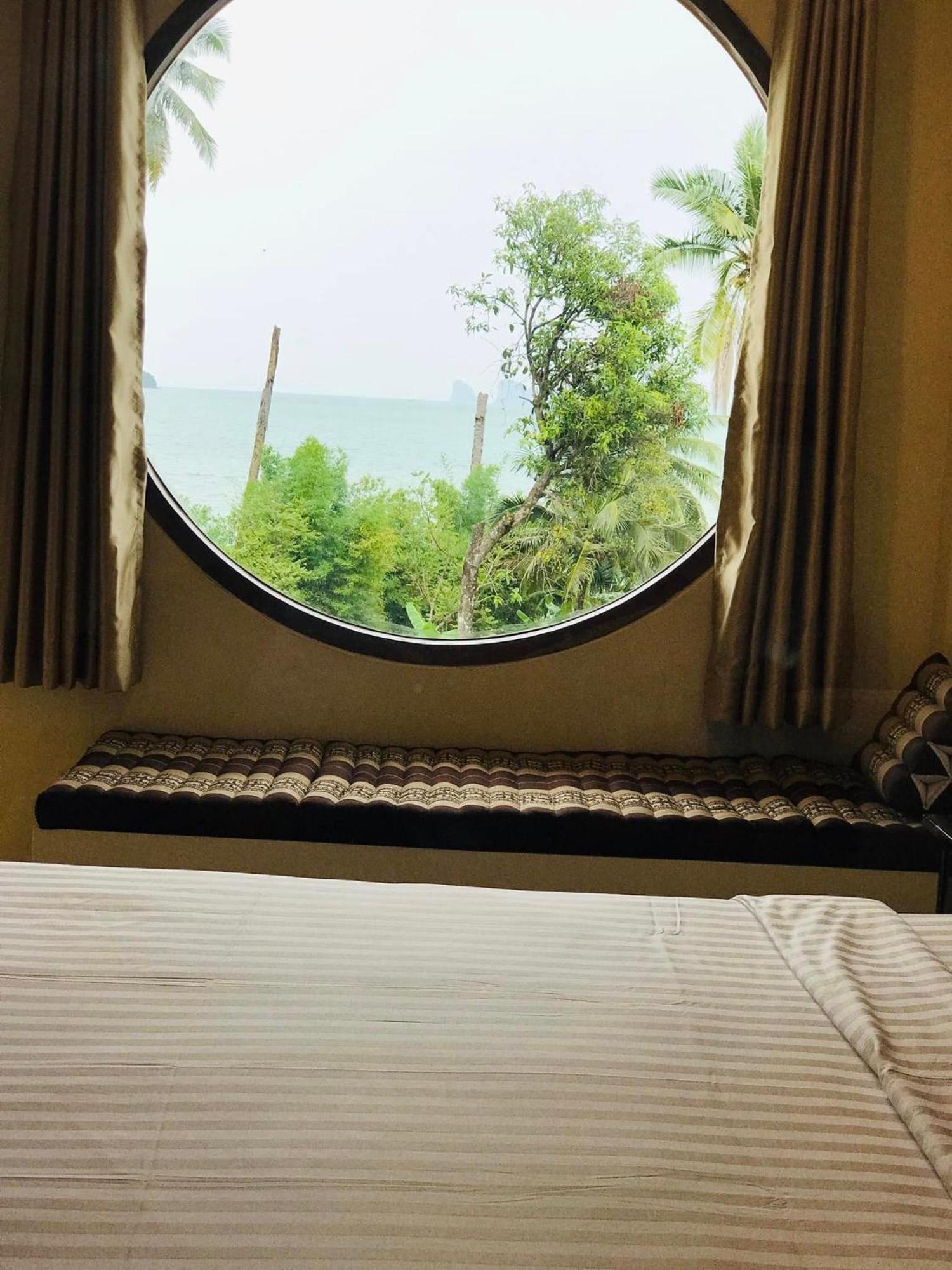 Hotel Koh Yao Yai Sea Breeze House เกาะยาวใหญ่ซีบรีซเฮ้าส์ Extérieur photo